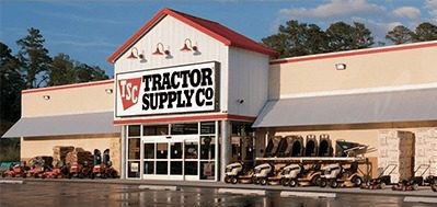 Pet supplies clearance at tractor supply