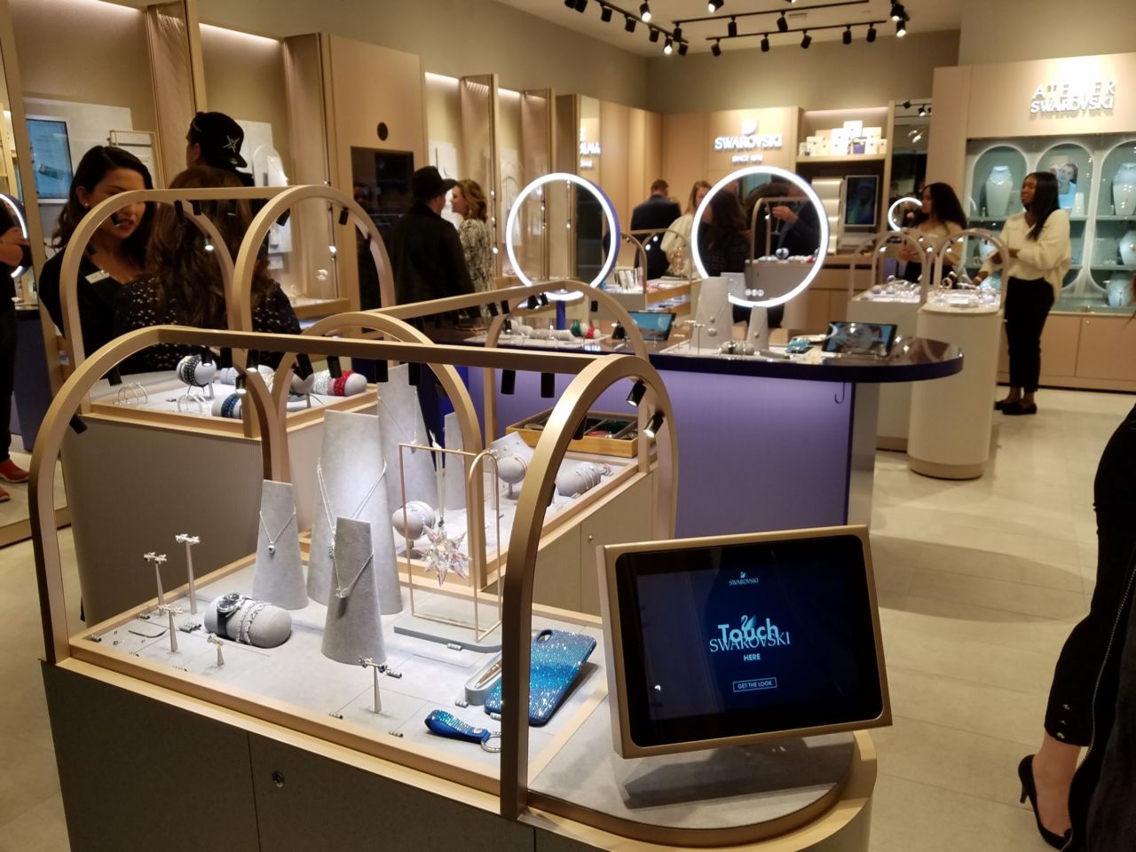 Swarovski Crystal Studio Concept Enhances Clienteling With Technology