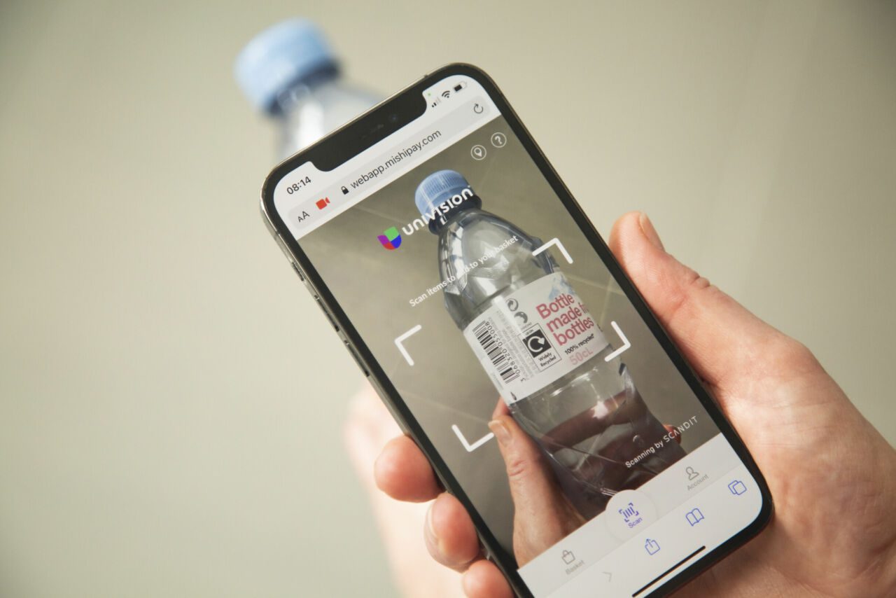 Paradies Lagardère Piloting 'Scan, Pay & Go' Tech in U.S. Airports